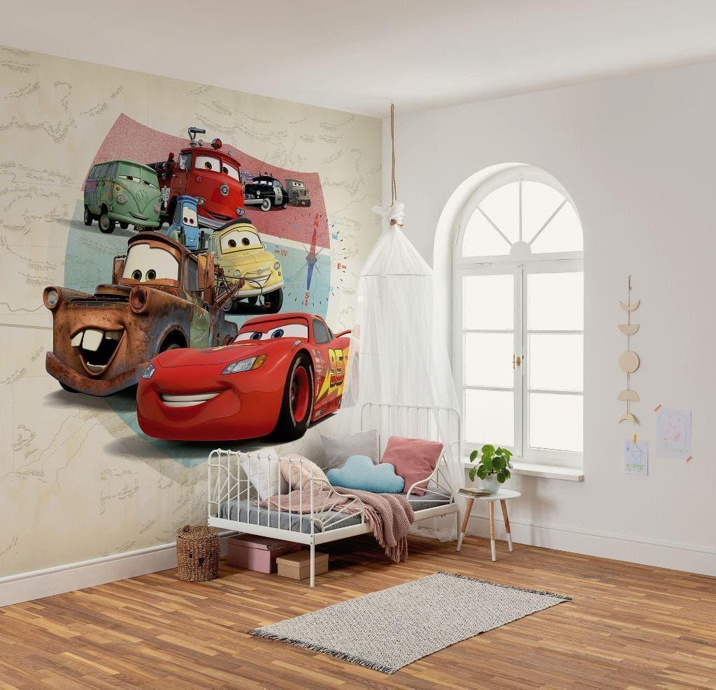 Disney Cars Vlies Behang - 250x250 cm - Gratis Verzending, Ophalen of Verzenden, Nieuw, Wanddecoratie