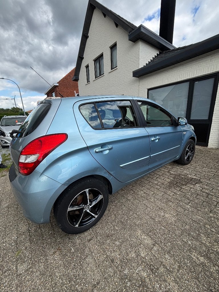 Hyundai i20 te koop, Auto's, Blauw, Handgeschakeld, Particulier, I20