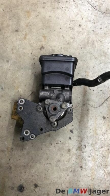 Stuurbekrachtigingspomp BMW 5 serie E39 525 530D 32411095749, Enlèvement ou Envoi, Utilisé, BMW, BMW