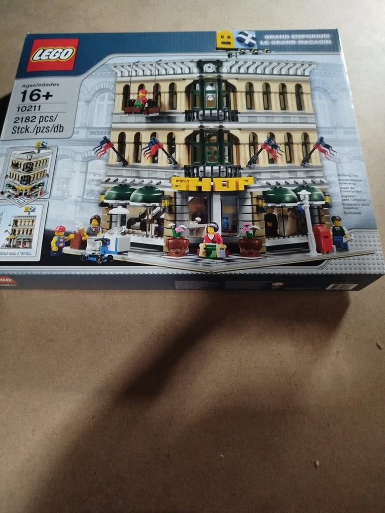 Lego 10211, Kinderen en Baby's, Speelgoed | Duplo en Lego, Ophalen, Lego