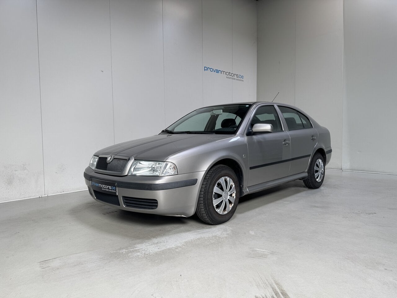 Skoda Octavia 1.4 Benzine Man. - Radio - Goede Staat!, Auto's, Skoda, 0 kg, 4 deurs, 4 cilinders, USB