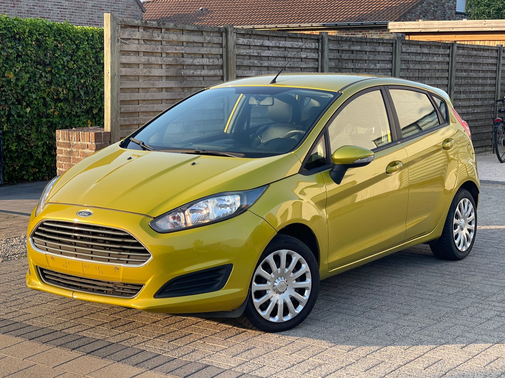 Ford Fiesta 1.0 Benzine - 2014 - Euro5b - 162.000km, Autos, Bluetooth, Euro 5, Achat, Boîte manuelle
