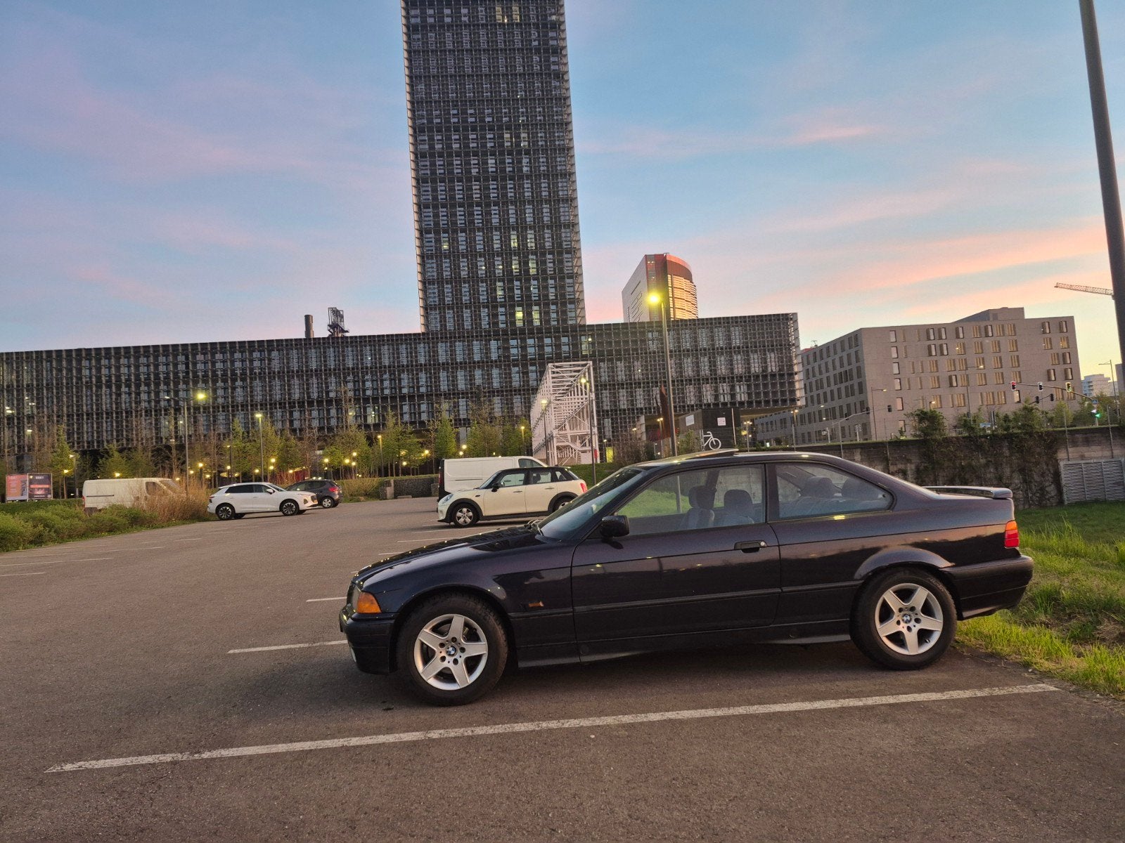 BMW 318Is coupé 1996, Achat, Carnet d'entretien, Bleu, Particulier