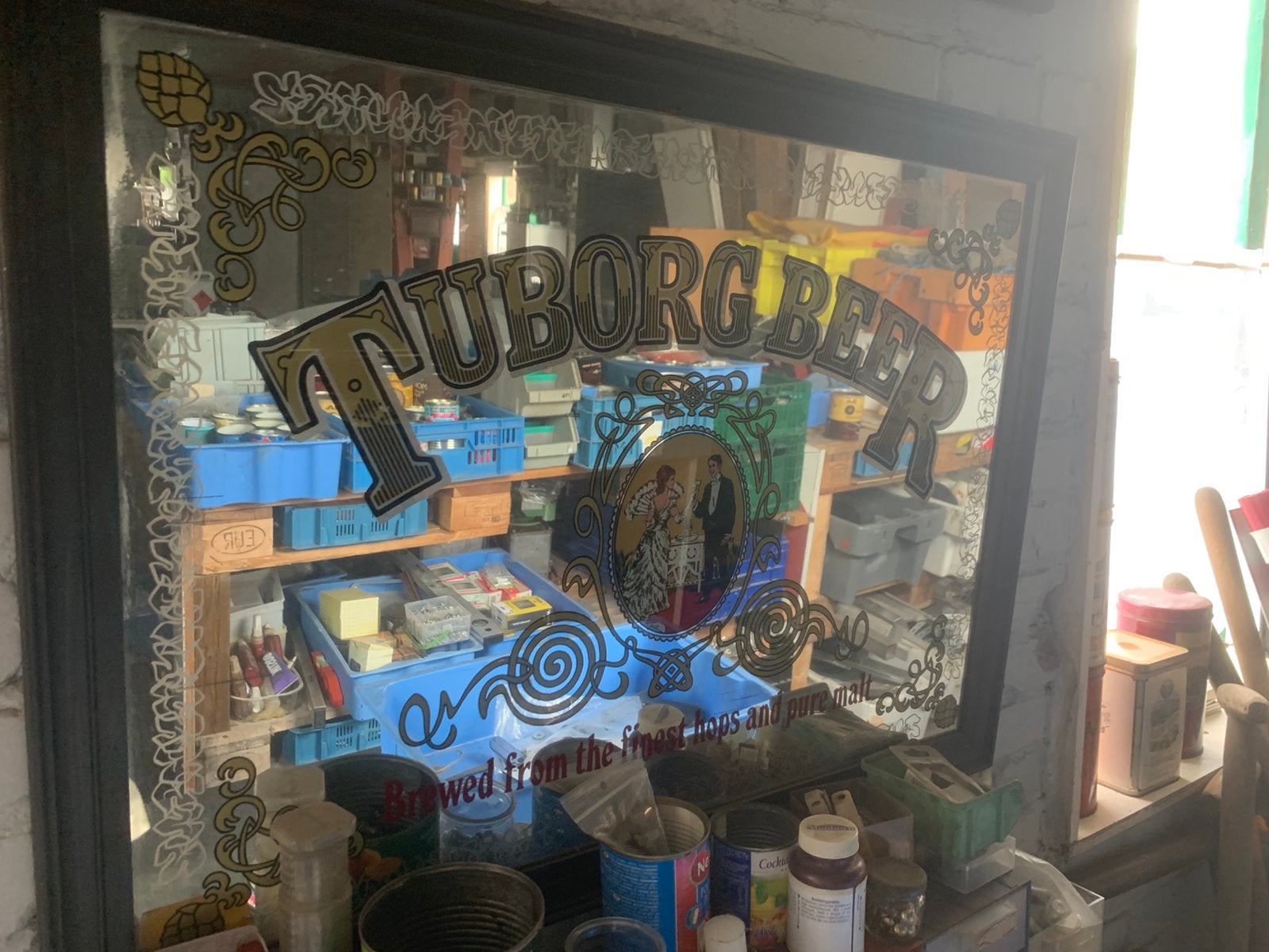 Tuborg glazen  en tuborg spiegel uit  jaren 70 als nieuw, Verzamelen, Biermerken, Ophalen, Zo goed als nieuw