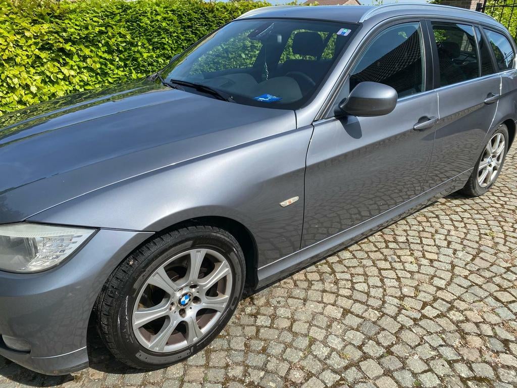 BMW 318 TOURING DIESEL, Auto's, BMW, Zwart, Leder, 5 deurs, Particulier