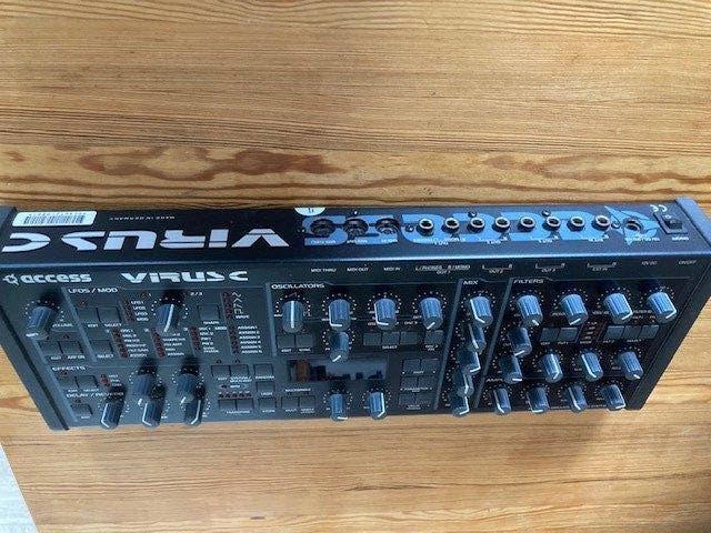 Access Virus C desktop synth, Musique & Instruments, Synthétiseurs, Utilisé, Autres nombres, Autres marques, Avec connexion MIDI