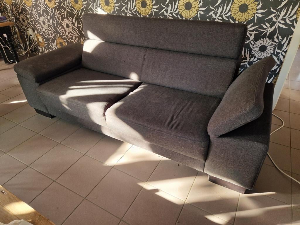 Stevige stoffen zetel driezit met poef, Ophalen