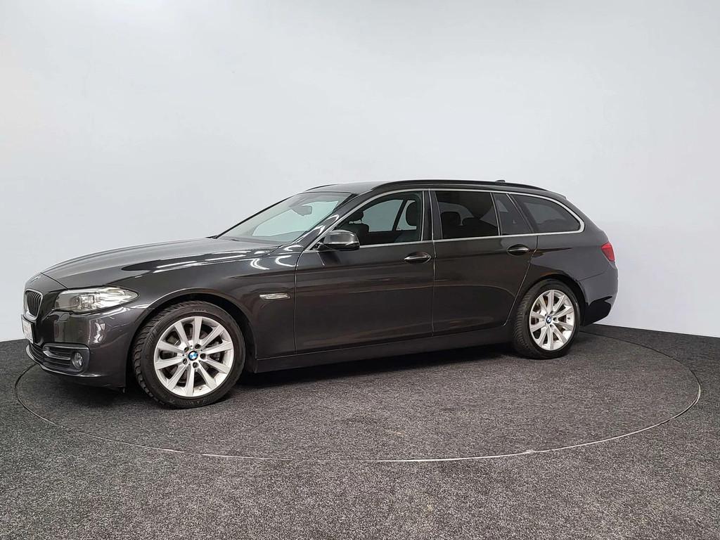 BMW 5 Serie 520 Touring | Automaat | 2015 | 172.197 km | Key, Auto's, BMW, Automaat, 4 cilinders, Zwart, Leder