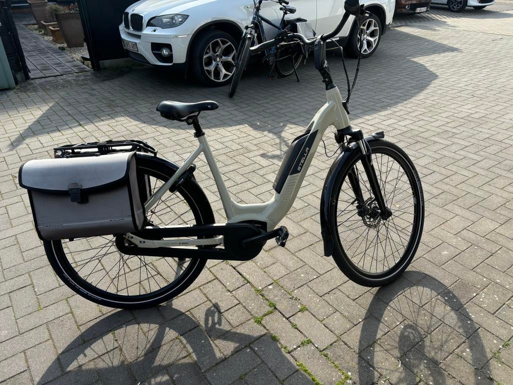 Mooie stella bike zonder schade slecht 3 jaar mee gerden, Fietsen en Brommers, Zo goed als nieuw, 51 tot 55 cm, 50 km per accu of meer
