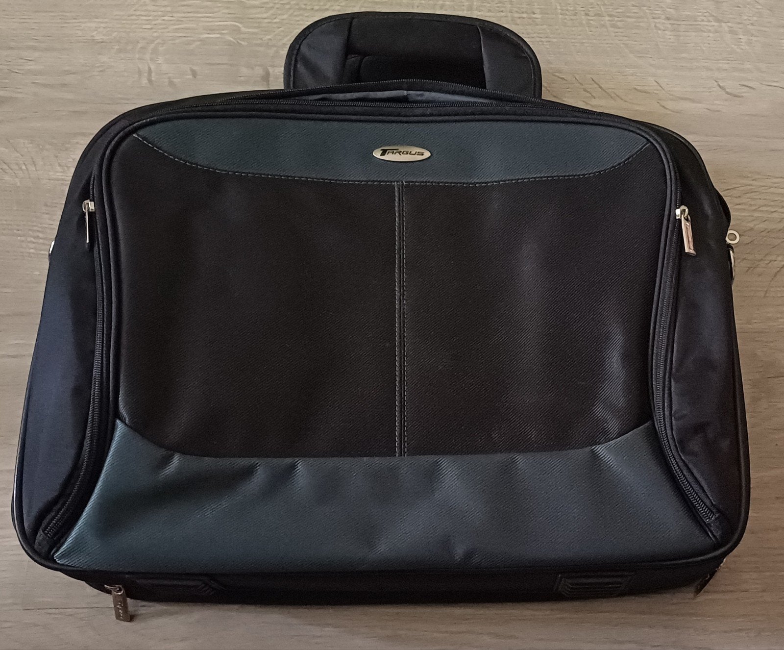 206) Sacoche pc portable targus, Ophalen, Zo goed als nieuw, Targus, Zwart