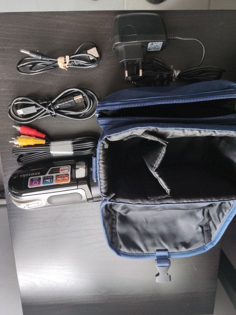 Samsung SMX-F30BP/EDC Camcorder – Zo goed als nieuw, TV, Hi-fi & Vidéo, Caméscopes numériques, Carte mémoire, Enlèvement ou Envoi