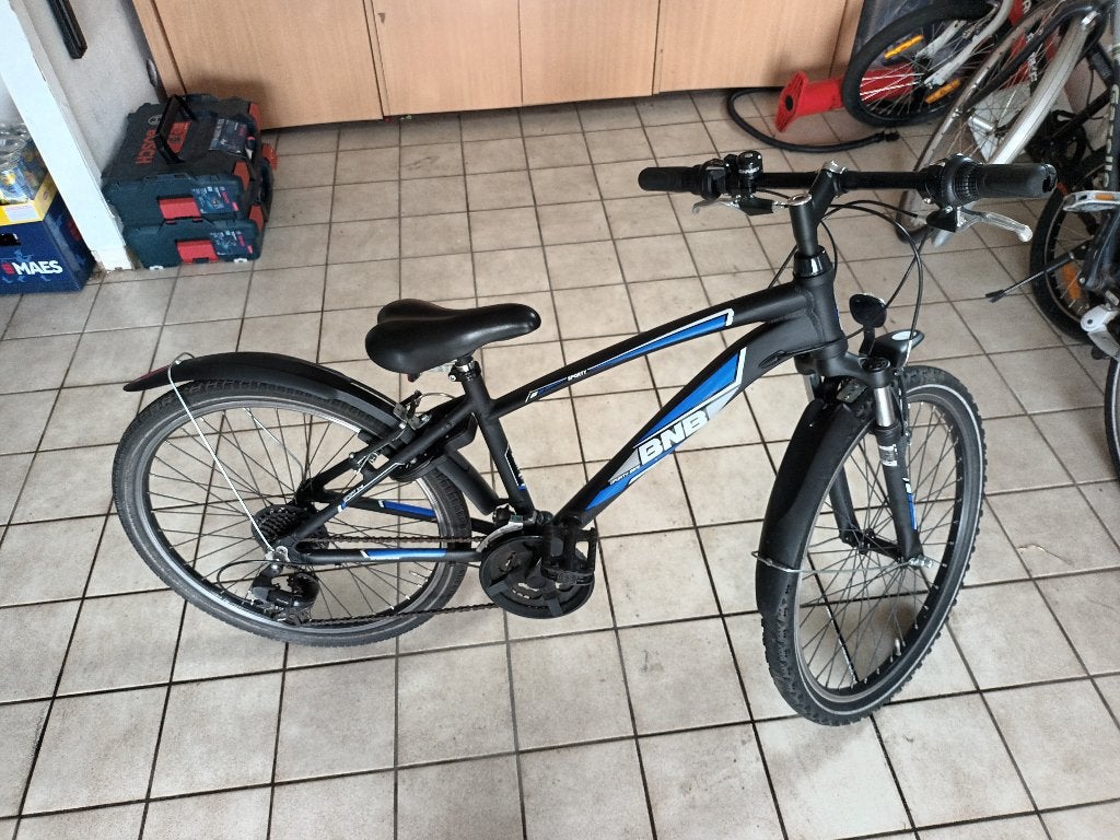 Jongensfiets voor schoolkind, Fietsen en Brommers, Ophalen, Gebruikt, 24 inch, BNB Bike