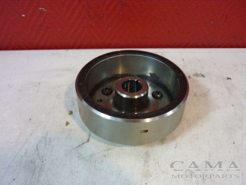 VLIEGWIEL Yamaha YZF R6 1999-2002 (YZF-R6 5EB 5MT), Motoren, Dhr. S. di Majo, Gebruikt, Info@cama-motorparts.nl, P.J. Troelstraweg 8 8
3144 CX  MAASSLUIS, NL