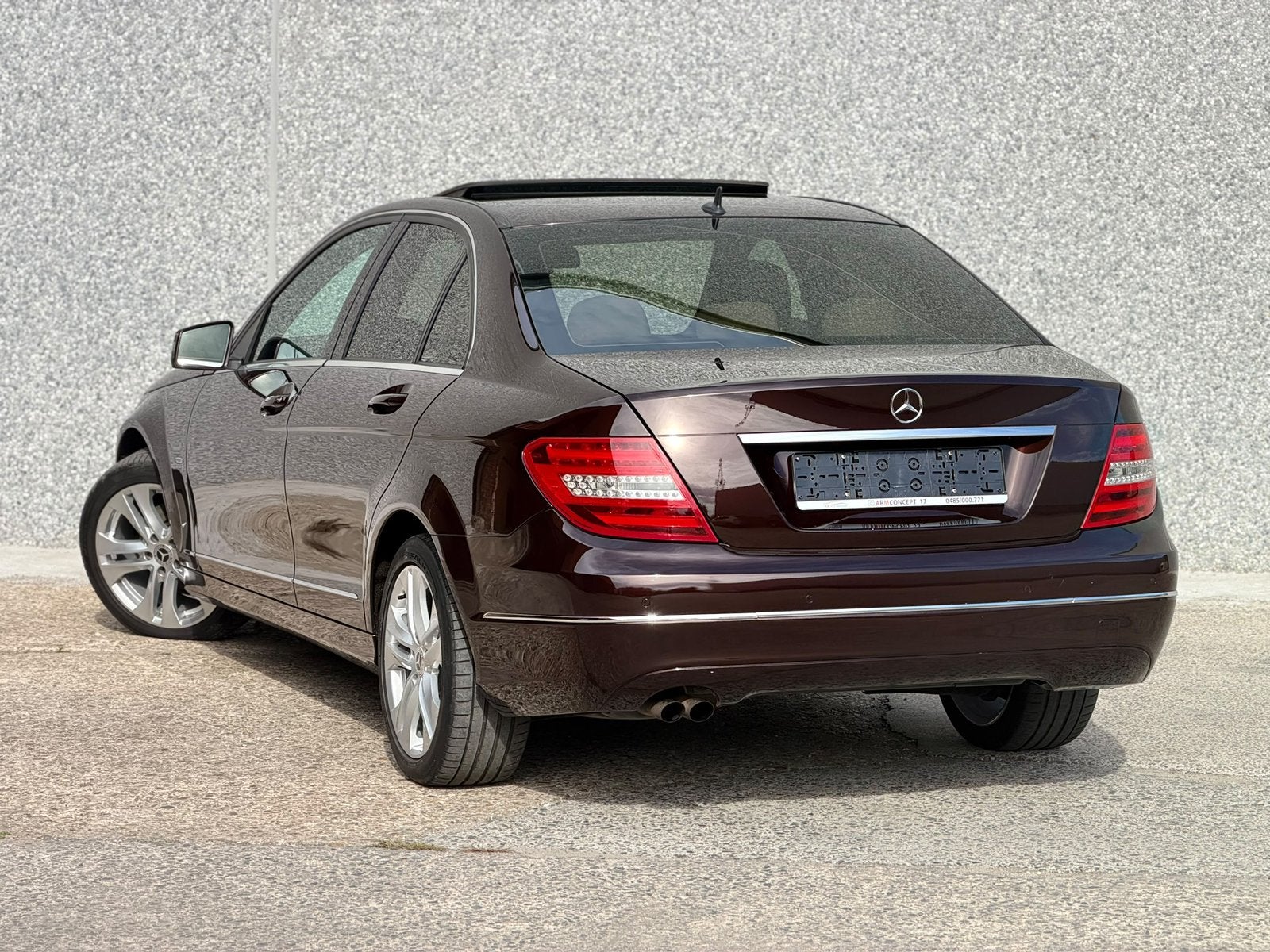 Mercedes-Benz C180CGI AvantGarde Toit/Xenon/NAV/Garantie 1an, Auto's, Automaat, Euro 5, Bruin, Bedrijf