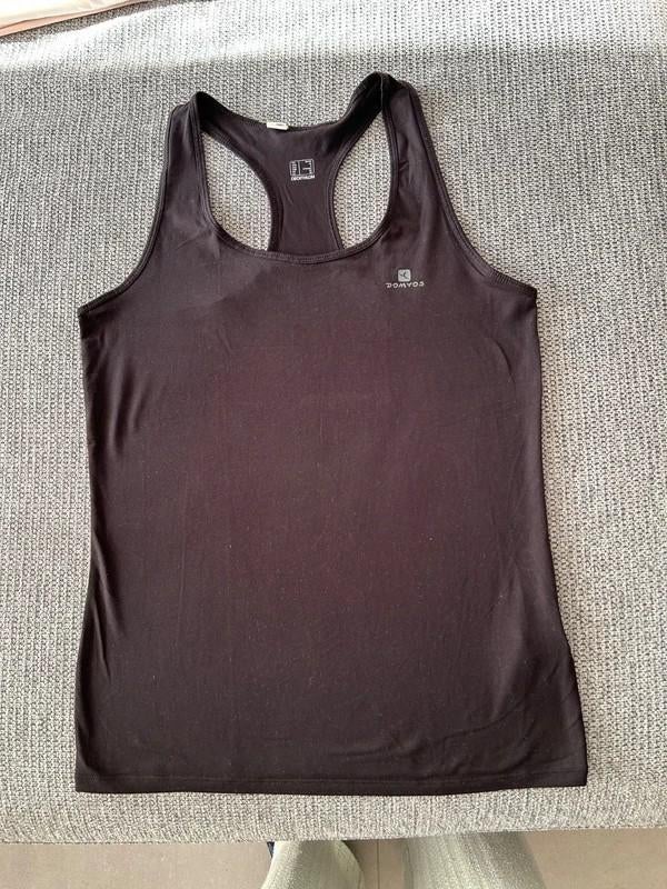 Zwarte sporttop racerback, Kleding | Dames, Sportkleding, Maat 38/40 (M), Zwart, Ophalen of Verzenden, Decathlon