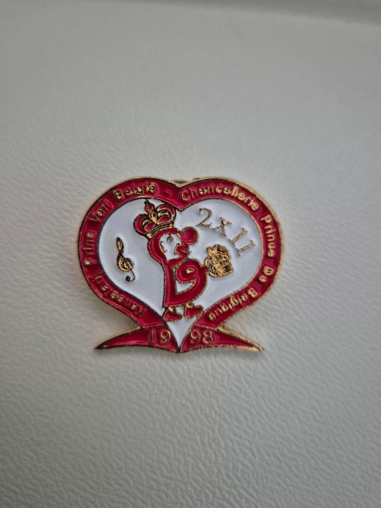 Carnaval pin Kanselarij Prins van België 1998, Collections, Enlèvement ou Envoi