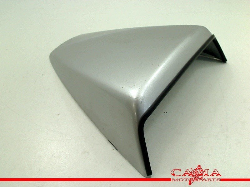 BUDDY COVER Honda VFR 800 VTEC 2002-2013 (VFR800 RC46), Dhr. S. di Majo, Utilisé, Info@cama-motorparts.nl, P.J. Troelstraweg 8 8
3144 CX  MAASSLUIS, NL