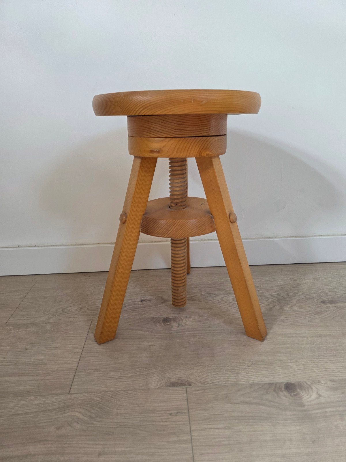 houten draai kruk, Ophalen