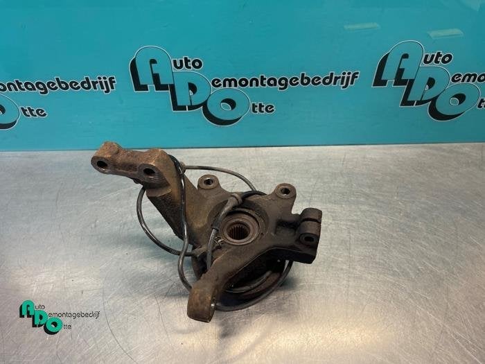 Joint avant gauche d'un Nissan Micra (Micra 03-), -, 3 mois de garantie, Utilisé, -