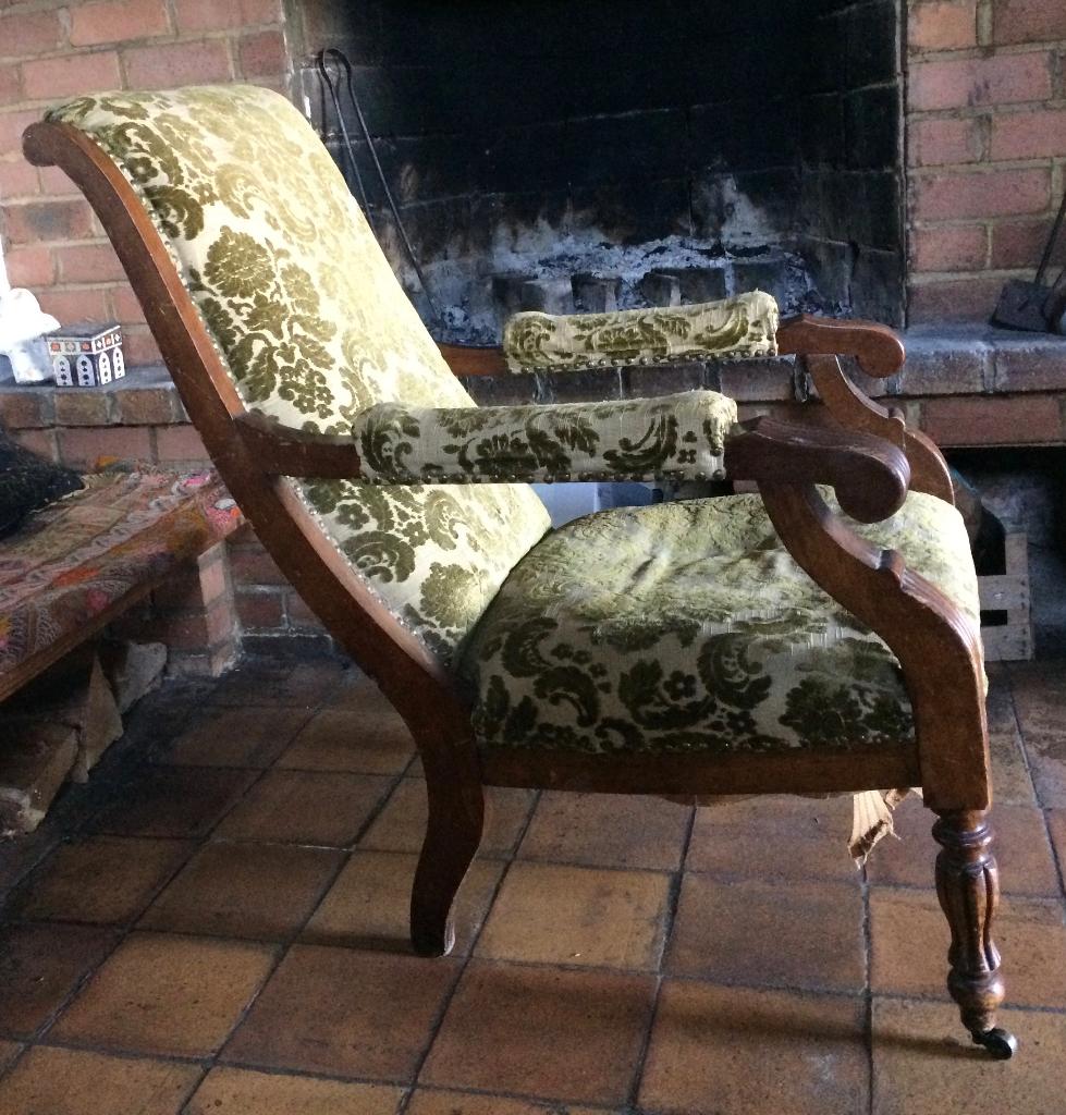 fauteuil Voltaire ancien, Enlèvement