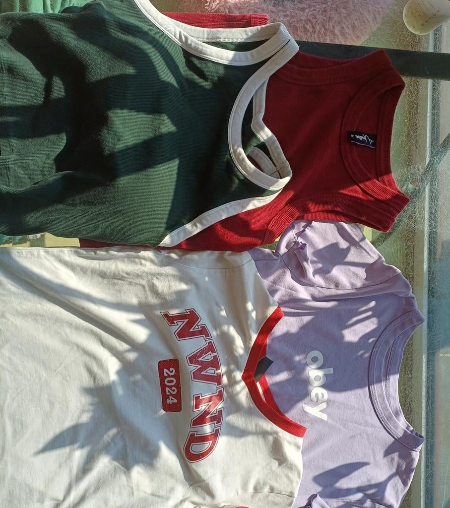 Kledij tieners of jongvolwassenen, Ophalen