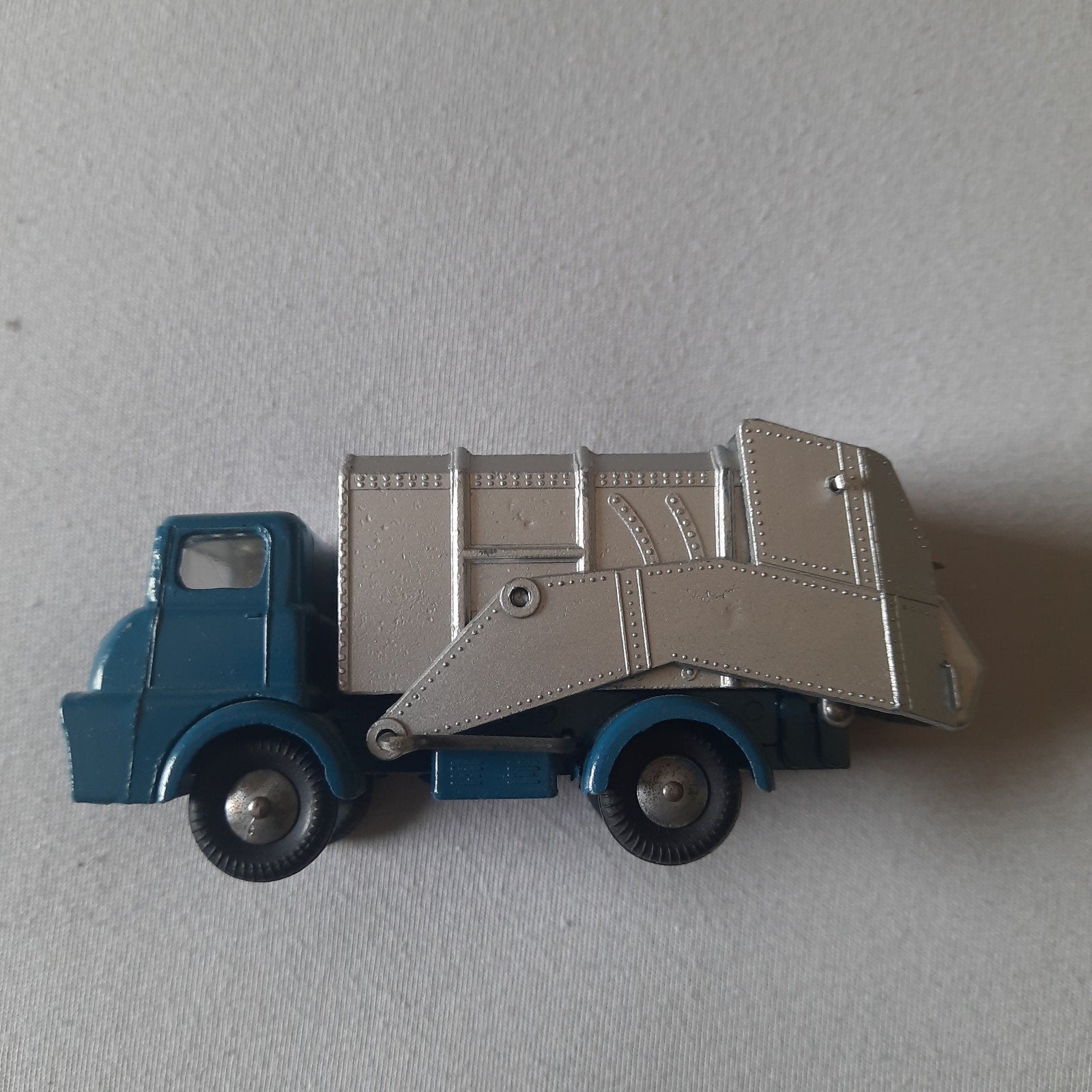 BUDGIE MODELS UK N 274 *CAMION À ORDURES THAMES TRADER*VINT, Hobby & Loisirs créatifs, Voitures miniatures | 1:50, Enlèvement