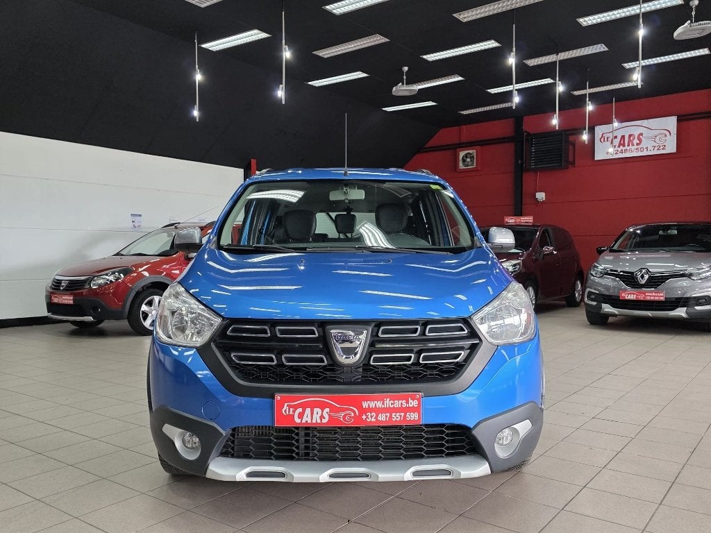 Lodgy Stepway 1.2 TCe Explorer 7pl.**NAVIGATIE**CAMERA**, Auto's, Voorwielaandrijving, 4 cilinders, Blauw, 7 zetels