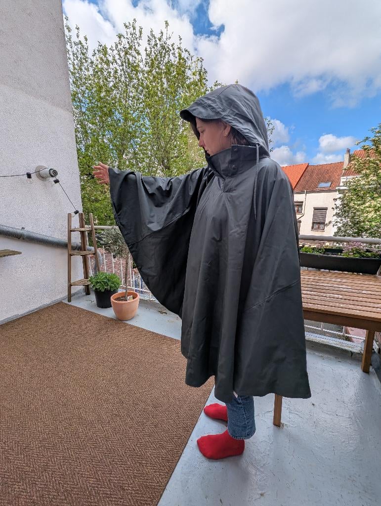 Rains unixes regenponcho, M, Ophalen of Verzenden, Zo goed als nieuw, Regenponcho, Heren