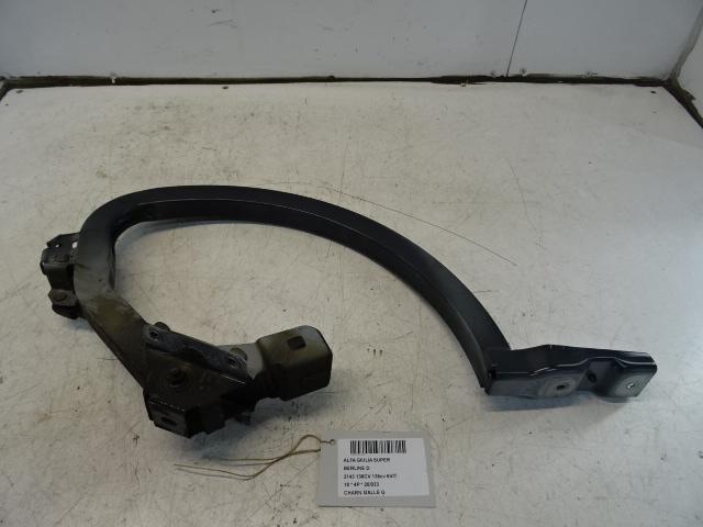 COFFRE COUVERCLE CHARNIERE GAUCHE Alfa Romeo Giulia (952), Utilisé, Alfa Romeo