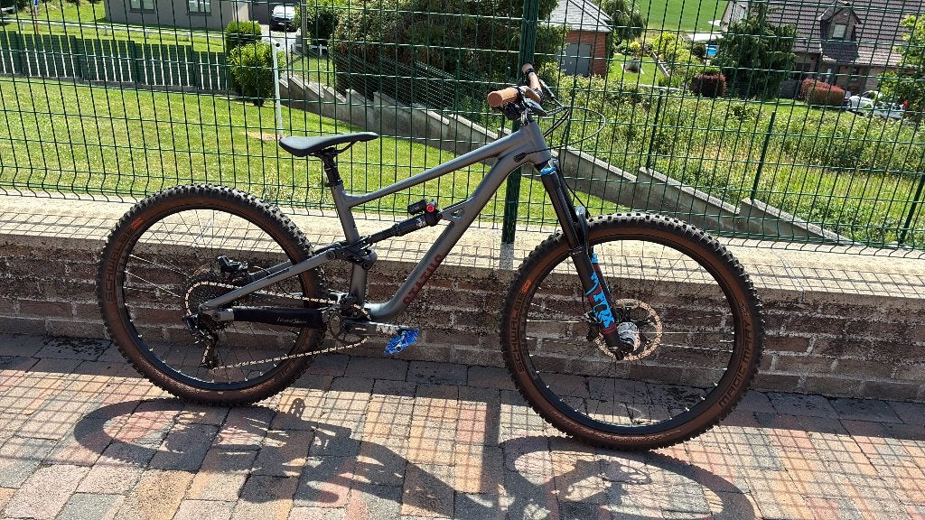 VTT Specialized Status 160 -- Taille M, Vélos & Vélomoteurs, Vélos | VTT & Mountainbikes, Utilisé, Hommes, Autres marques, 49 à 53 cm