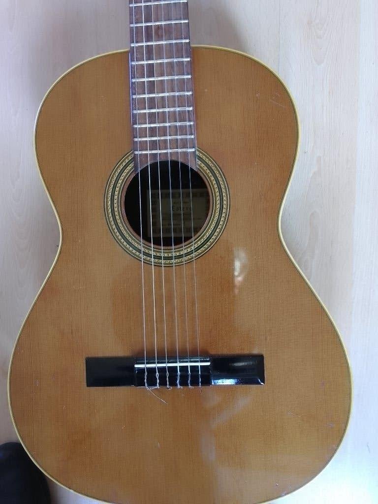 guitare ESTEVE Granados 1, Enlèvement, Utilisé