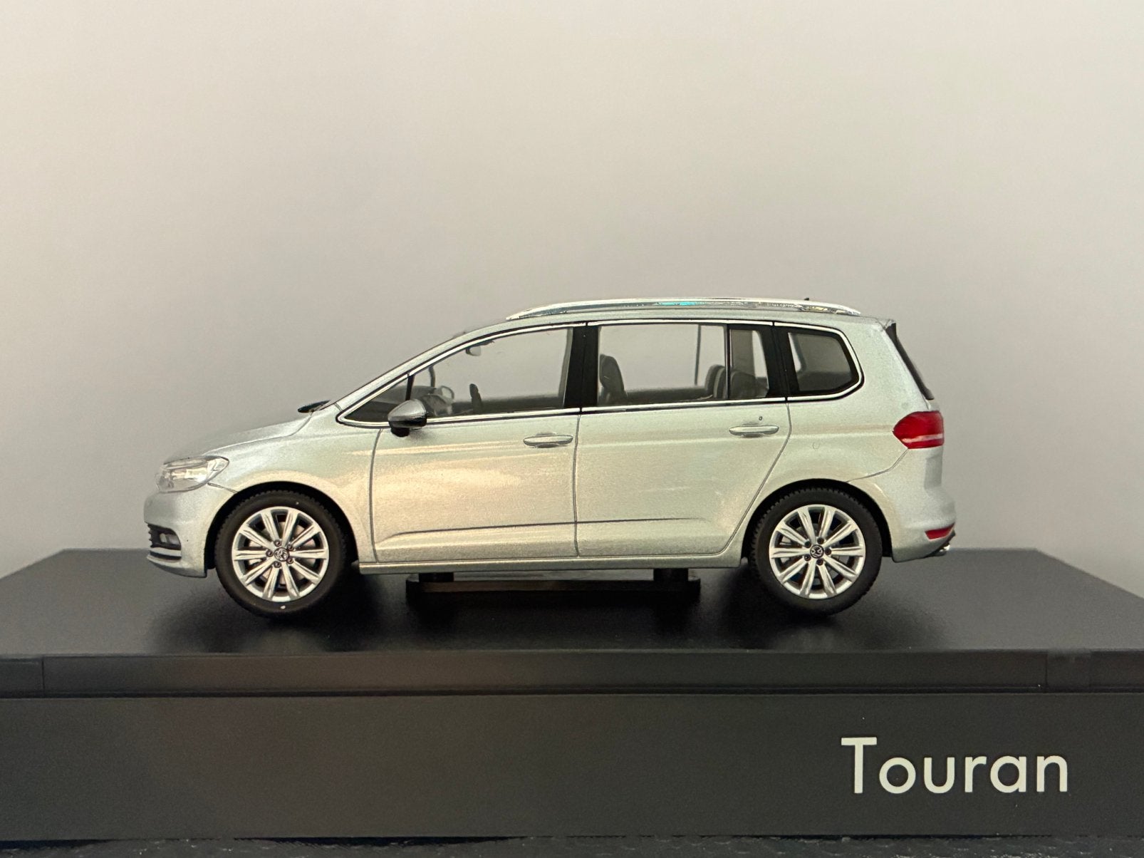 Volkswagen Touran MK2 (Typ 5T) 2015 - Spark, Envoi, Neuf, Voiture, Autres marques