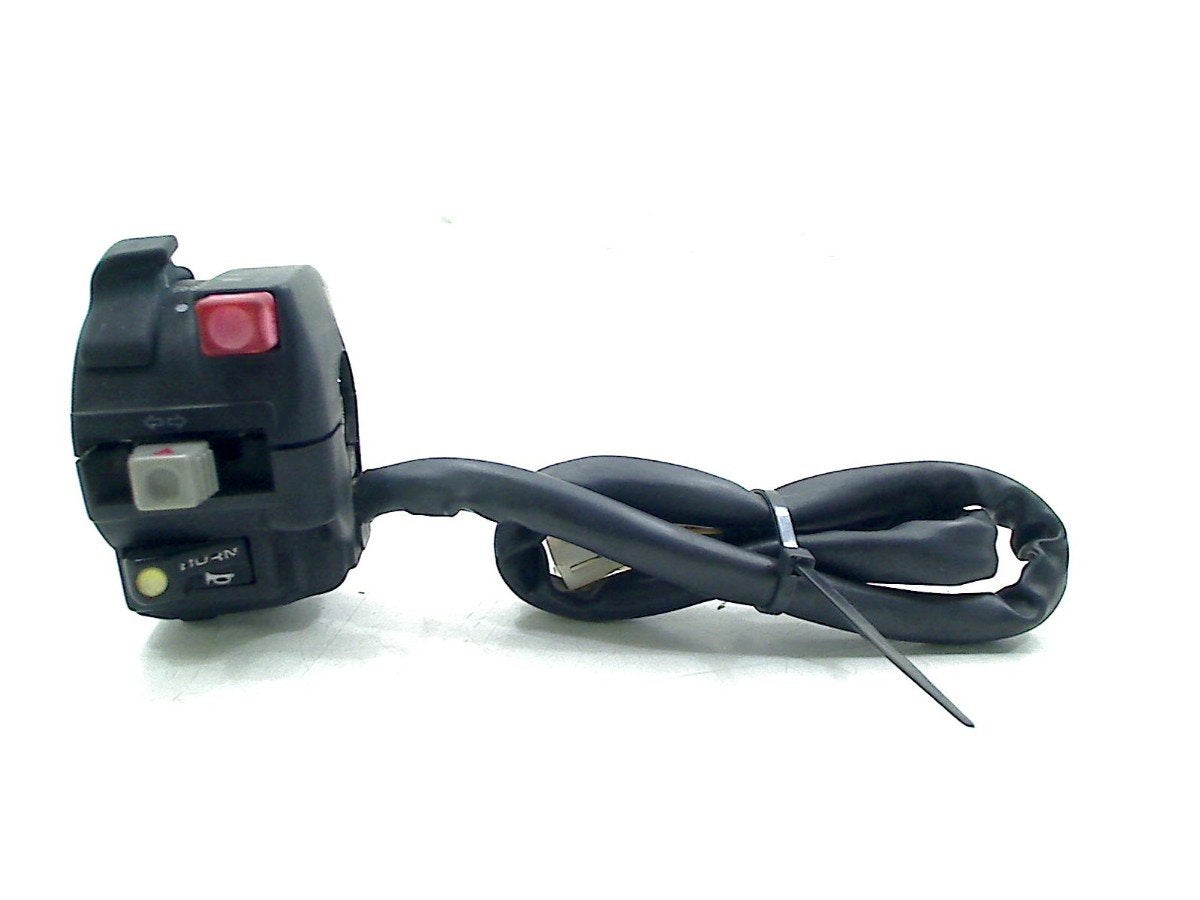 STUURSCHAKELAAR LINKS Yamaha SZR 660 (01-1970/-), Motoren, Dhr. S. di Majo, Gebruikt, Info@cama-motorparts.nl, P.J. Troelstraweg 8 8
3144 CX  MAASSLUIS, NL