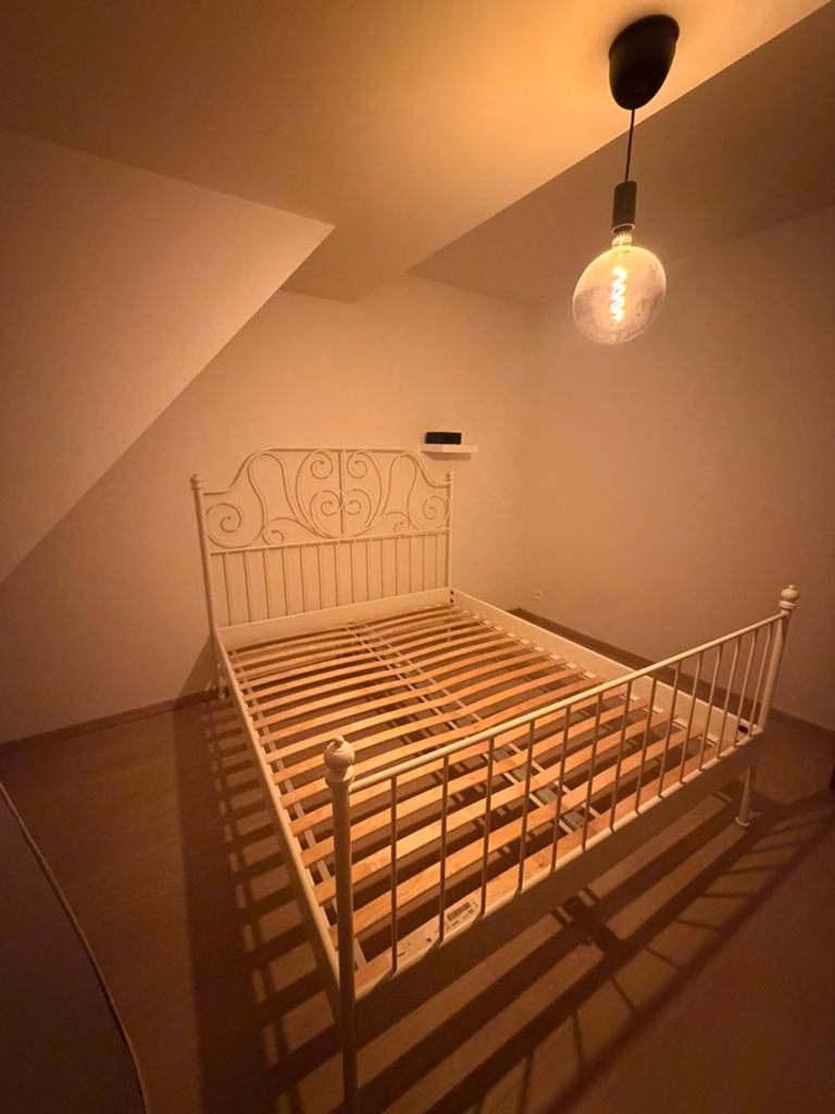 Cadre de lit IKEA Leirvik 160x200 cm, Enlèvement, Comme neuf