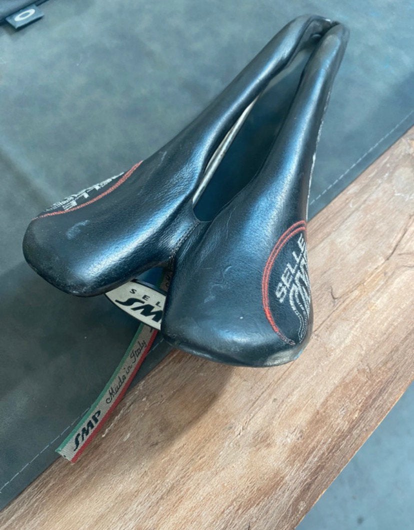 Fietszadel selle smp, Ophalen, Leer, Zo goed als nieuw, Zadel
