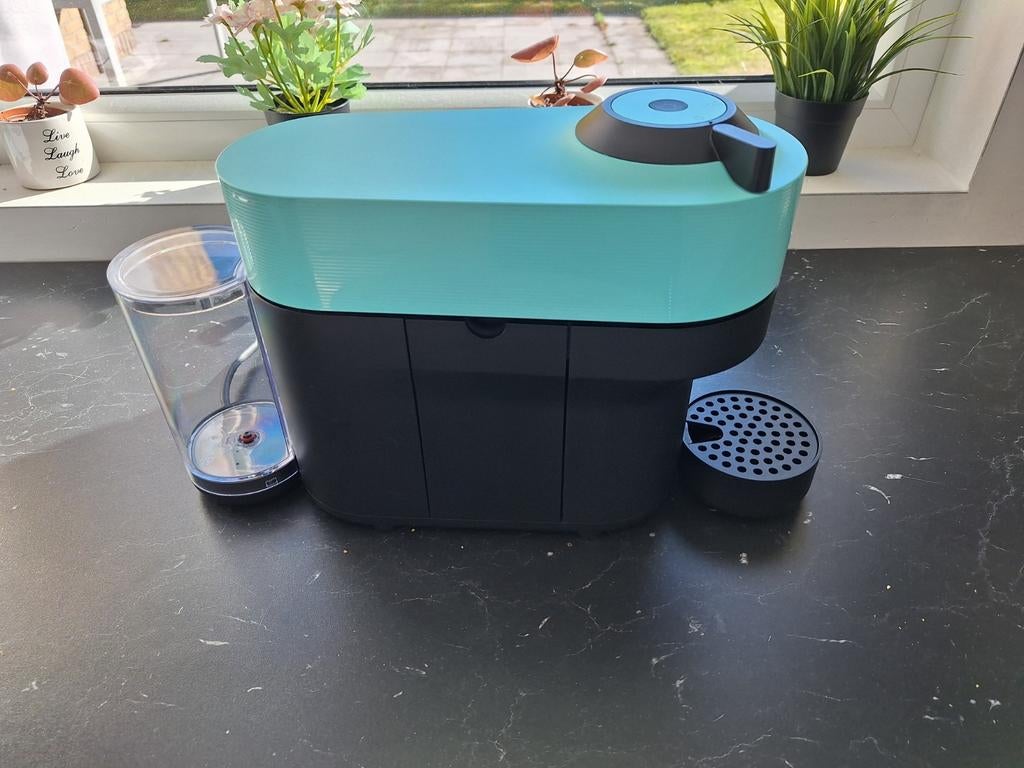 Nespresso vertuo pop, Réservoir d'eau amovible, Dosettes et capsules de café, 1 tasse, Comme neuf