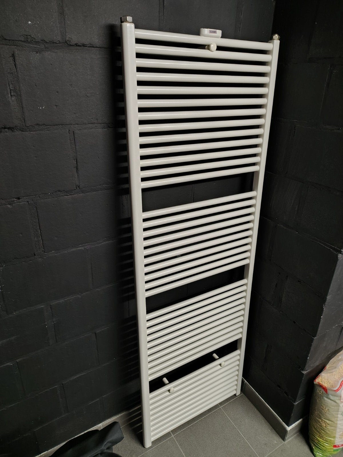 Handdoekradiator (Vasco), Doe-het-zelf en Bouw, Ophalen, Zo goed als nieuw