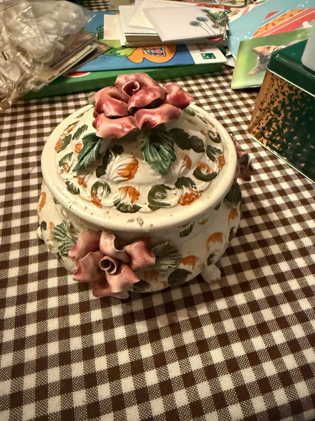 Vintage bonbonnière, Antiek en Kunst, Antiek | Keramiek en Aardewerk, Ophalen of Verzenden