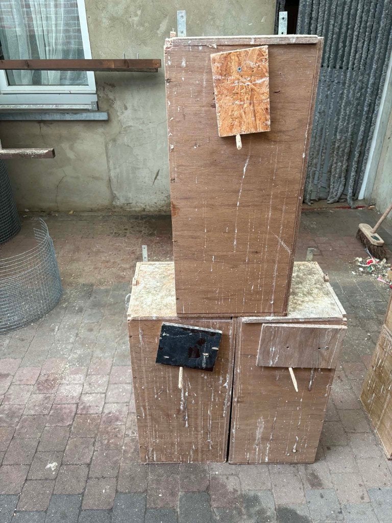 tekoop 3x grote kweekblokken, Ophalen, Gebruikt, Hout, Broedkooi of Kweekkooi