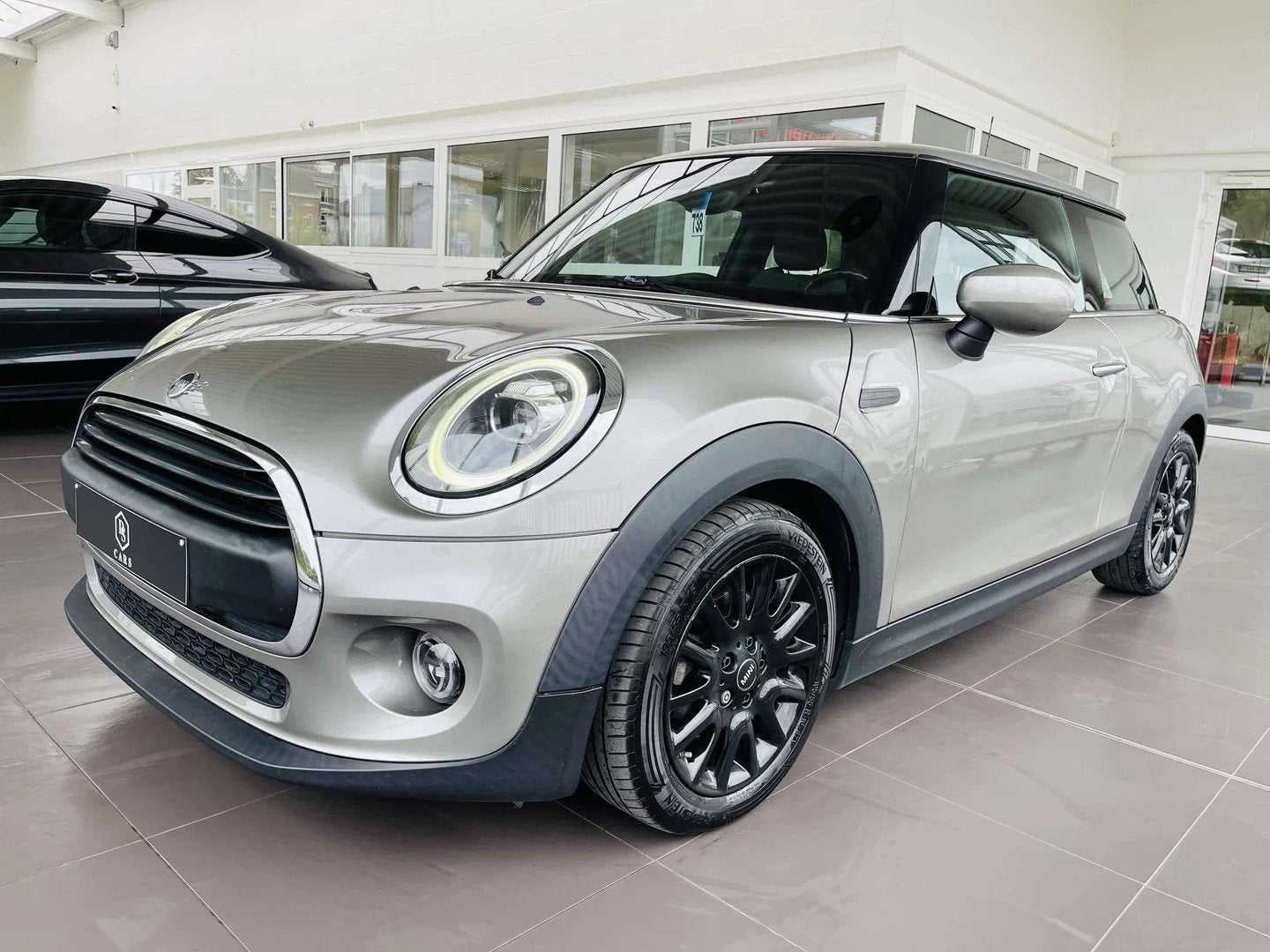 MINI One 1.5i * GARANTIE + LED + GPS + SEMI CUIR *, Auto's, Automaat, Gebruikt, Euro 6, 109 g/km