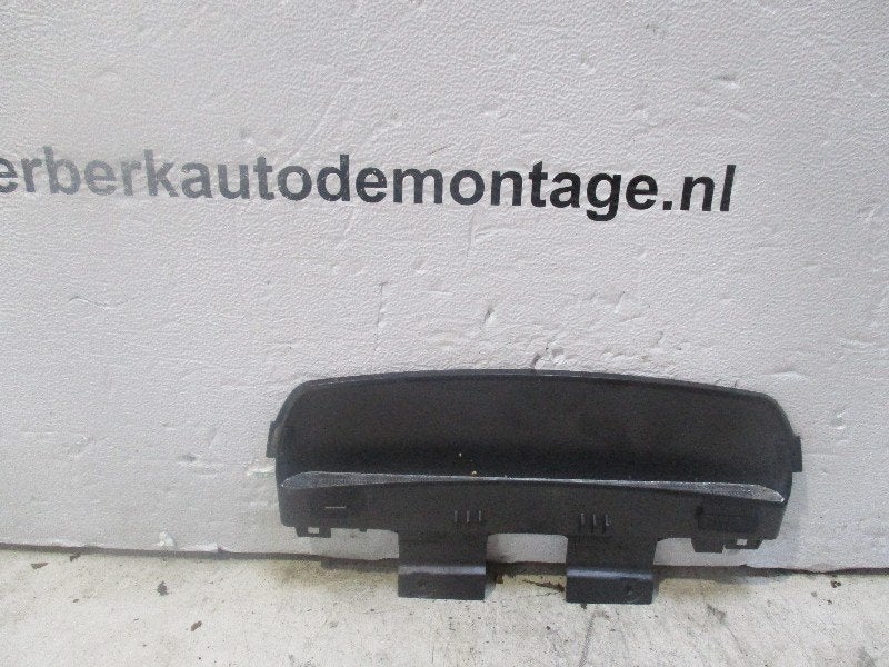 FEU STOP CENTRAL ARRIERE Volvo S40 (VS) (30621086), Info@volvocars.com, Volvo Car Germany GmbH, Siegburger Straße 229
50679  Köln, DE