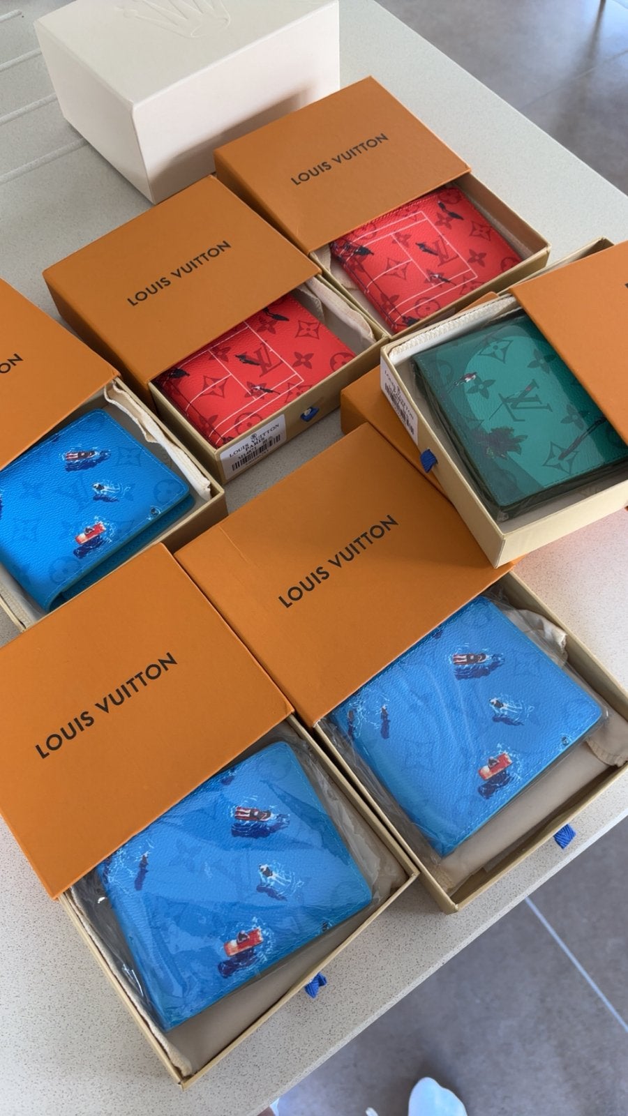 Portefeuilles Lv, Envoi, Neuf, Bleu, Cuir