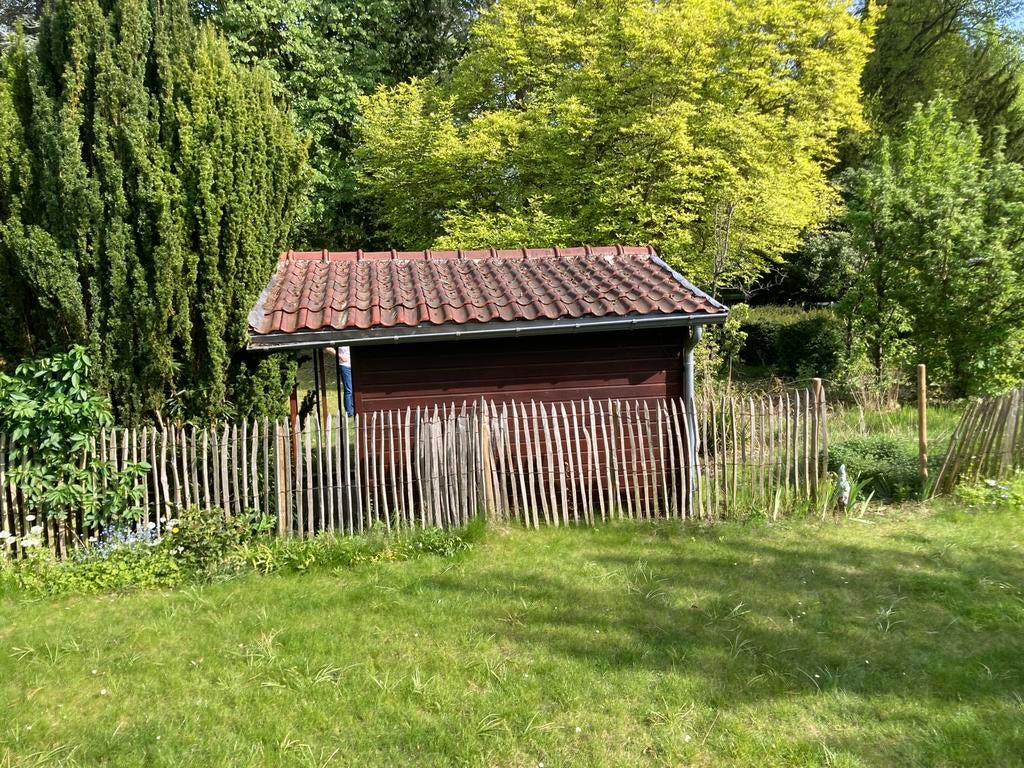 Maison de jardin gratuite, 200 à 400 cm, 250 à 300 cm, Enlèvement, Utilisé