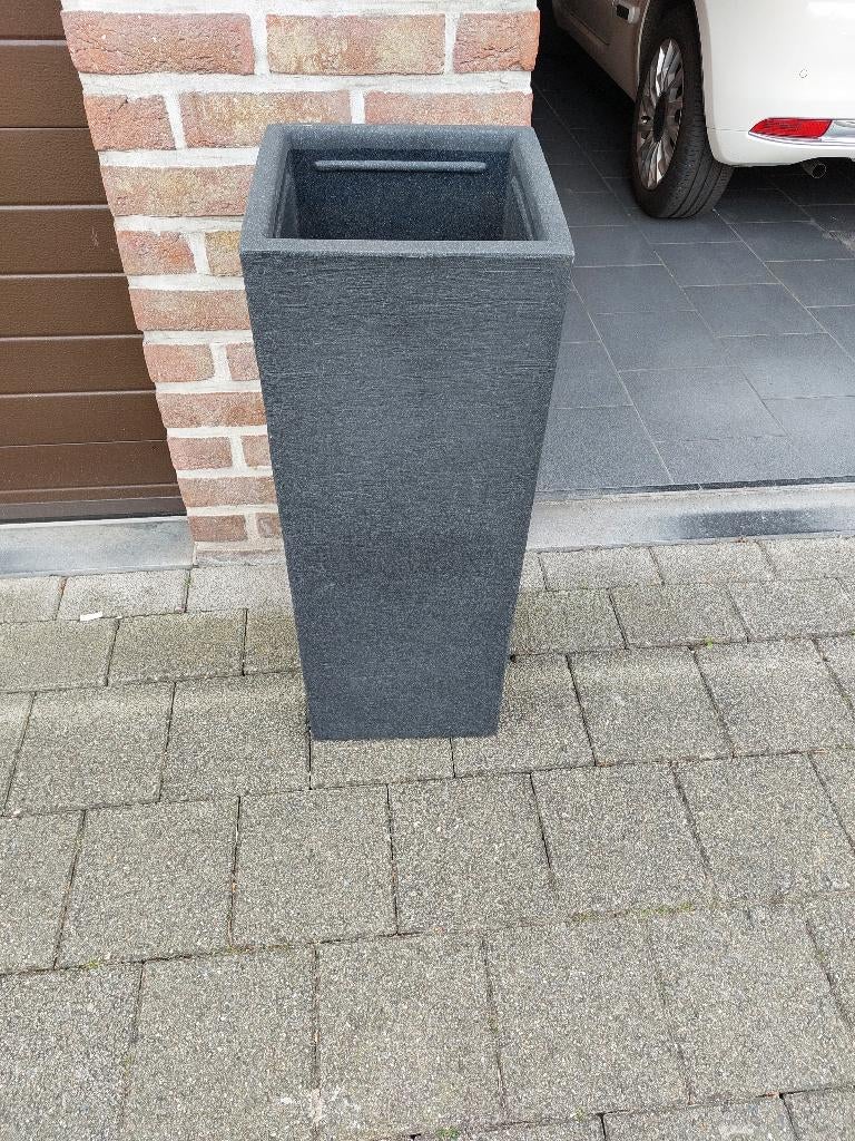 moderne bloembak in leisteen-look, Tuin en Terras, Ophalen, Kunststof, Gebruikt, Minder dan 60 cm