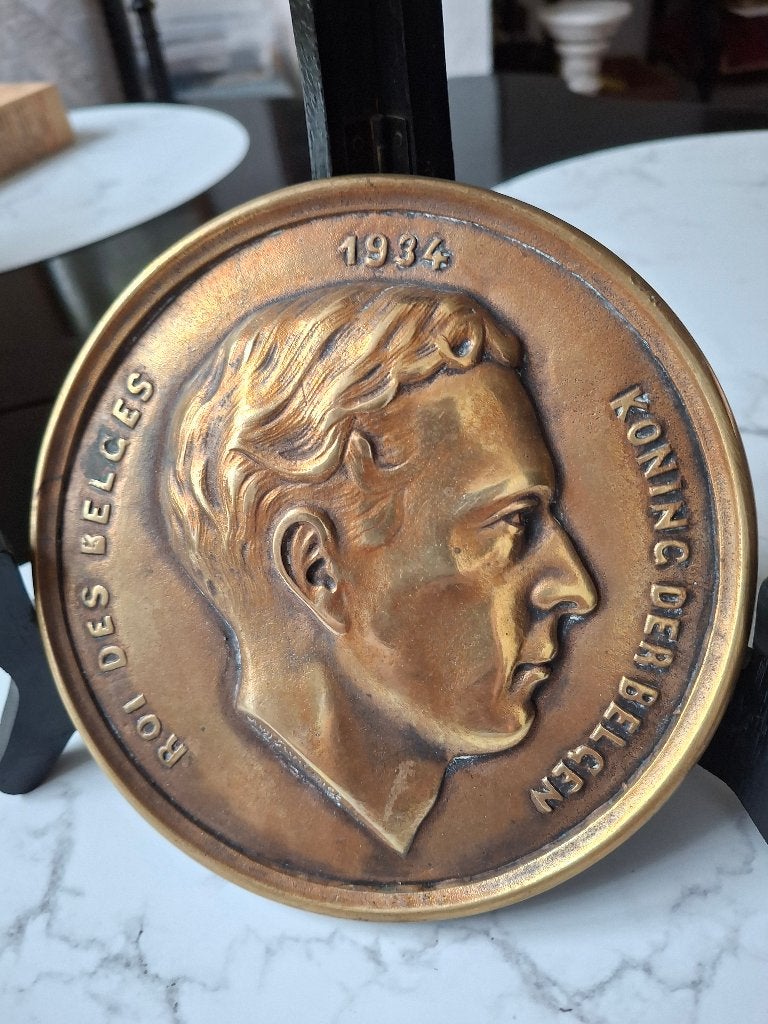 medaille met hangsysteem Koning Leopold III, Verzamelen, Verzenden, Gebruikt, Overige typen