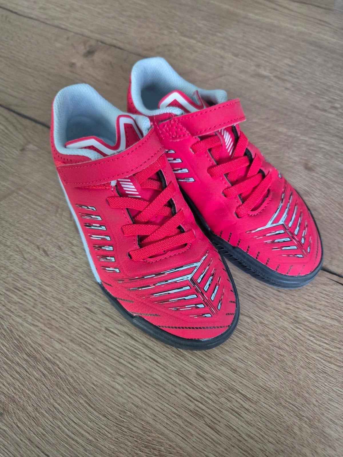 Sportschoenen maat 28 nieuwstaat, Kinderen en Baby's, Babykleding | Schoentjes en Sokjes, Ophalen