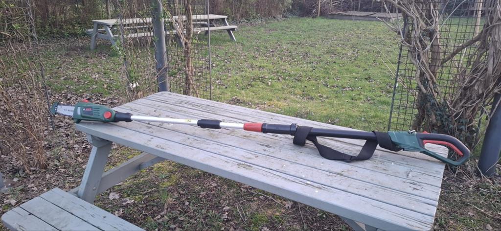 Bosch accu kettingzaag, Jardin & Terrasse, Outils à main, Enlèvement