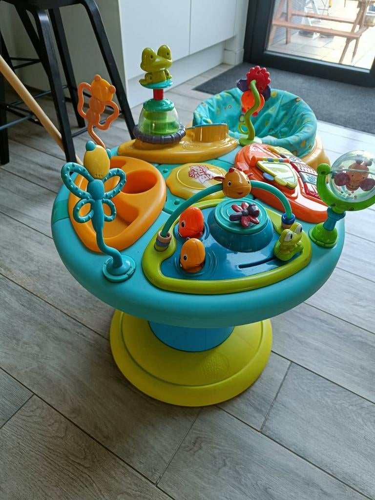 Baby speelgoed : Bright Starts Tafel met Roterende Zitting, Ophalen