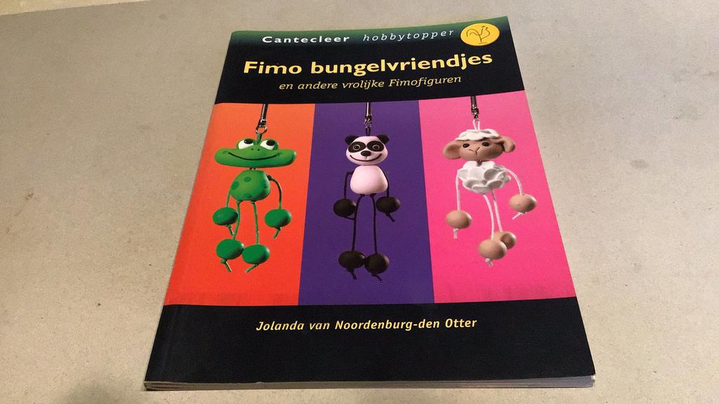 Jolanda van Noordenburg - den Otter - Fimo bungelvriendjesf1, Boeken, Jolanda van Noordenburg - den Otter, Ophalen of Verzenden