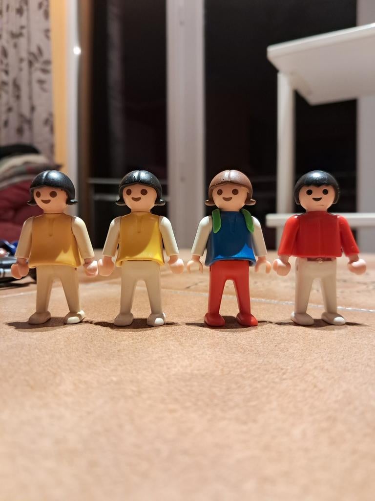 Lot de 4 enfants playmobil Vintage, Enlèvement ou Envoi, Utilisé, Playmobil en vrac